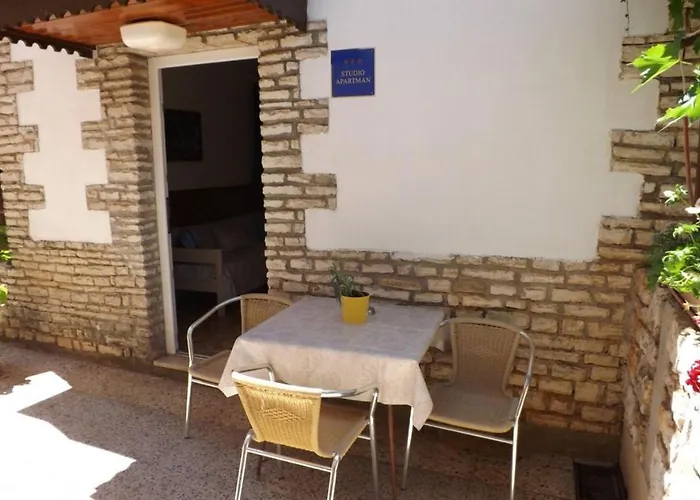 Danica 아파트 우마그